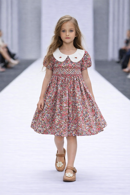 Timeless Floral Peter Pan Dress – A Classic Cotton Dress for Everyday Elegance