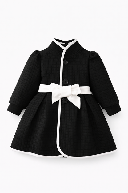 Le Cocon – Quilted Coat for Children
Black & Ivory Contrast · Timeless French Design