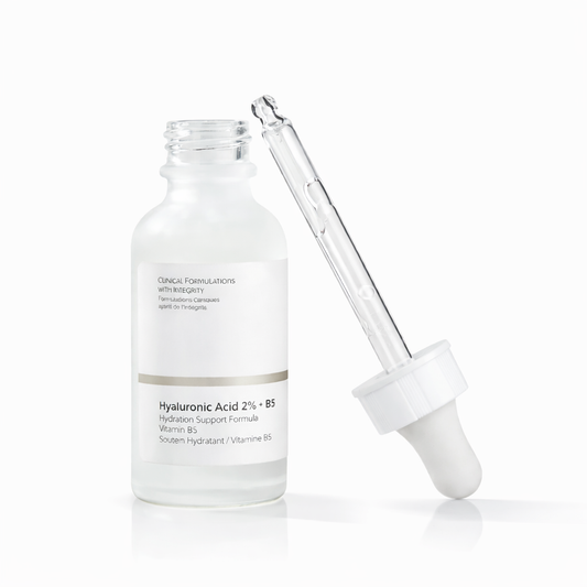 Essence d’Hydratation Pure
Sérum à l’Acide Hyaluronique · Château Élégance