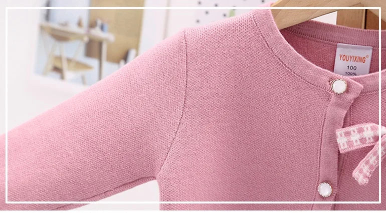 Château Élégance – Knit Dress with Bow Detail & Heritage Skirt