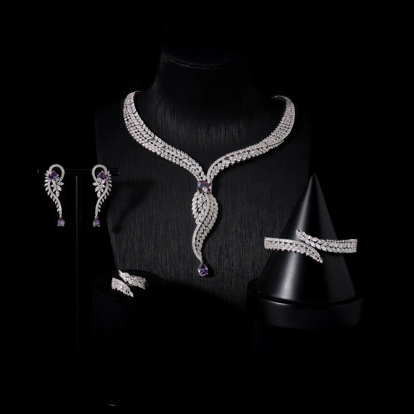 L’Éclat Carmín – Bridal Zirconia Jewellery Set