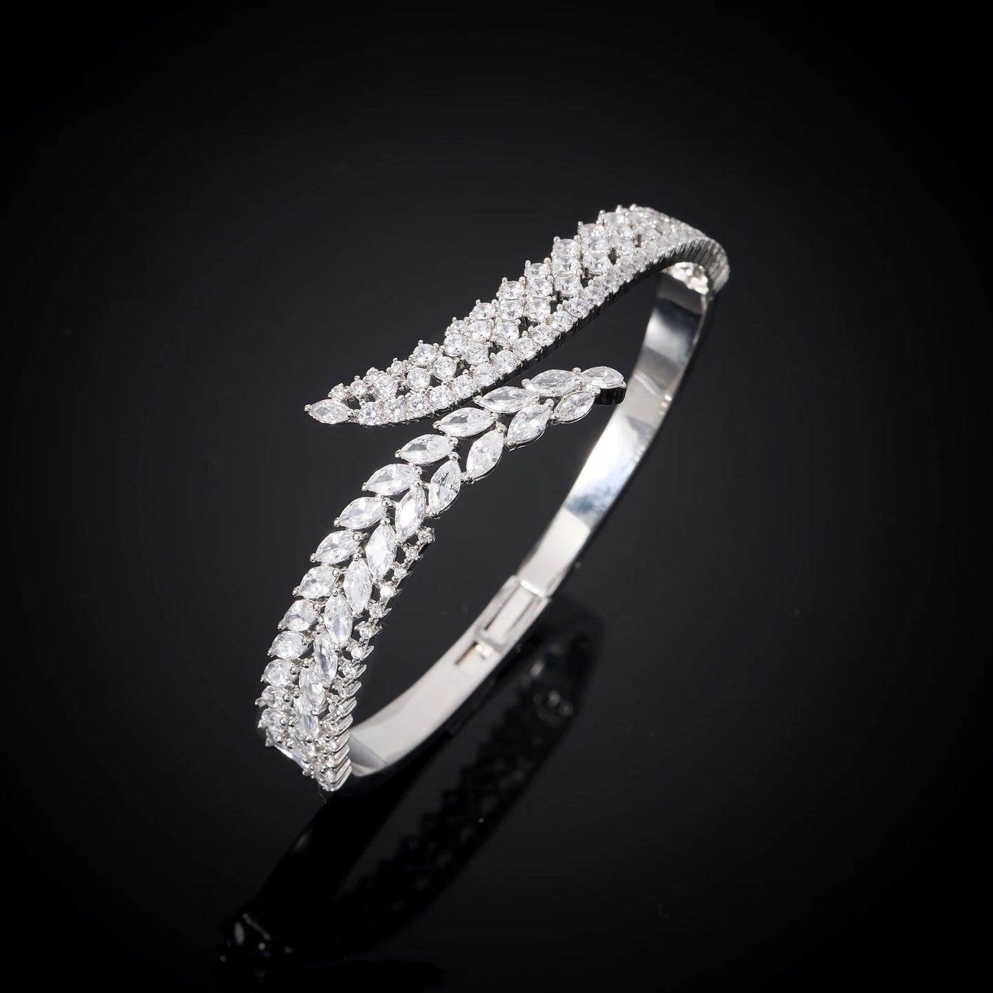 L’Éclat Carmín – Bridal Zirconia Jewellery Set