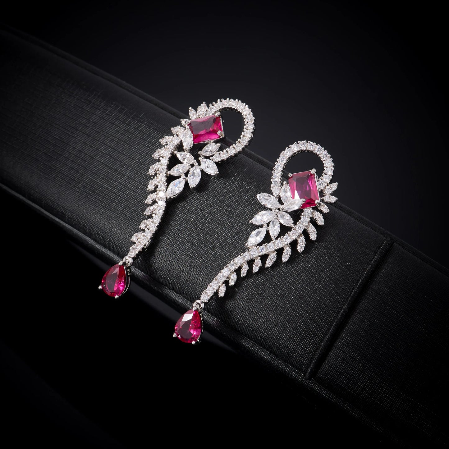 L’Éclat Carmín – Bridal Zirconia Jewellery Set