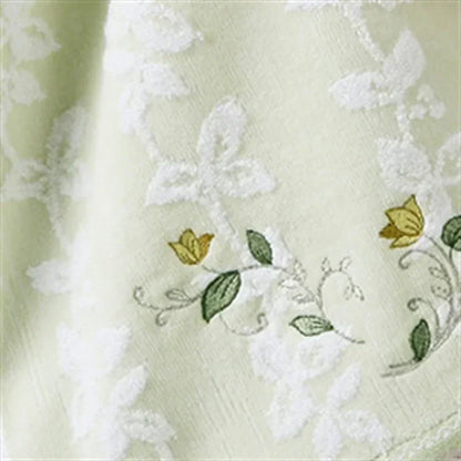 Serviette Fleur de MaisonHand Towel — Château Élégance