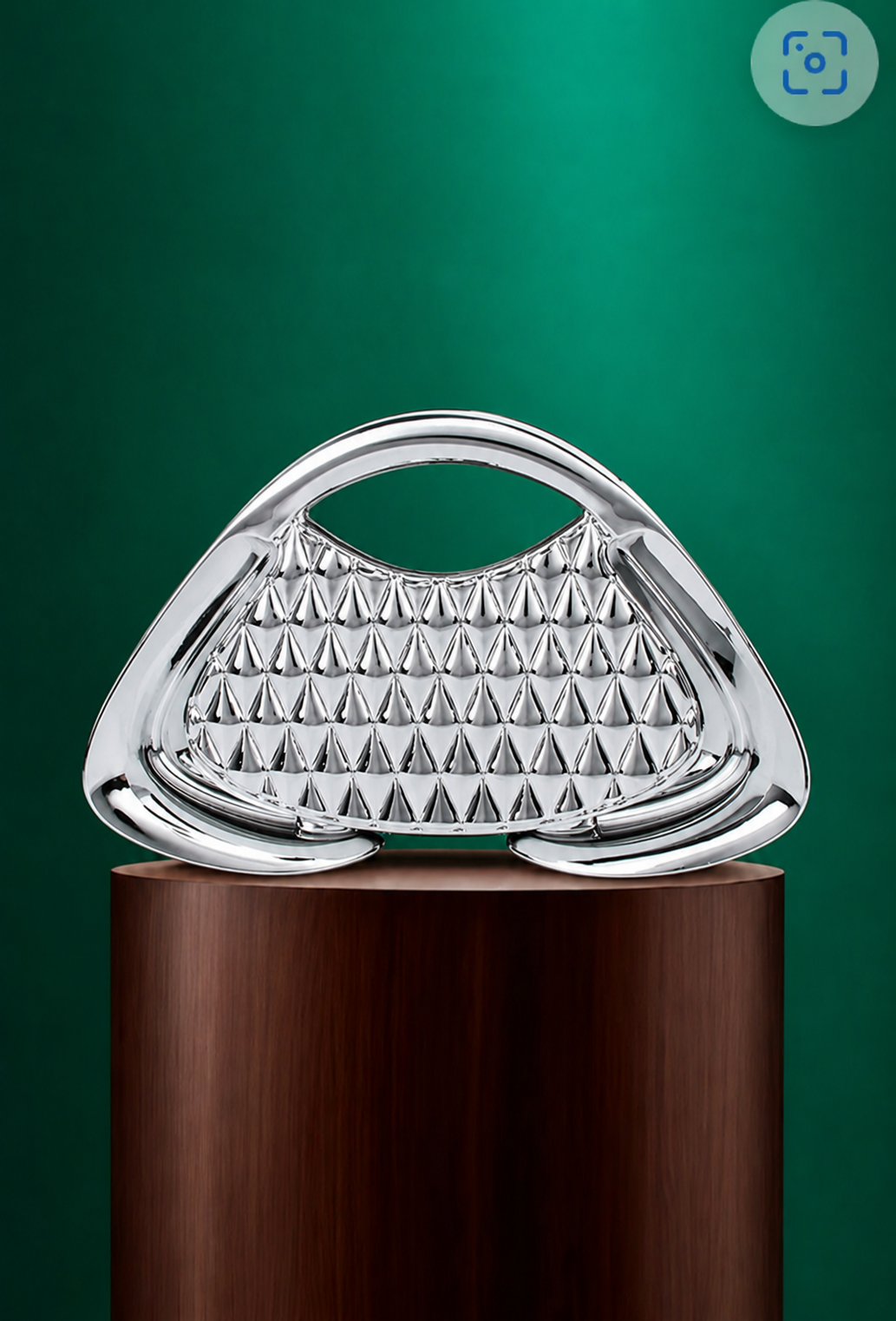 Château Élégance L’Arc Doré Evening Bag