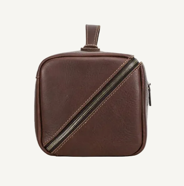 Château Élégance® Monaco Voyage™ – Handcrafted Leather Toiletry Bag