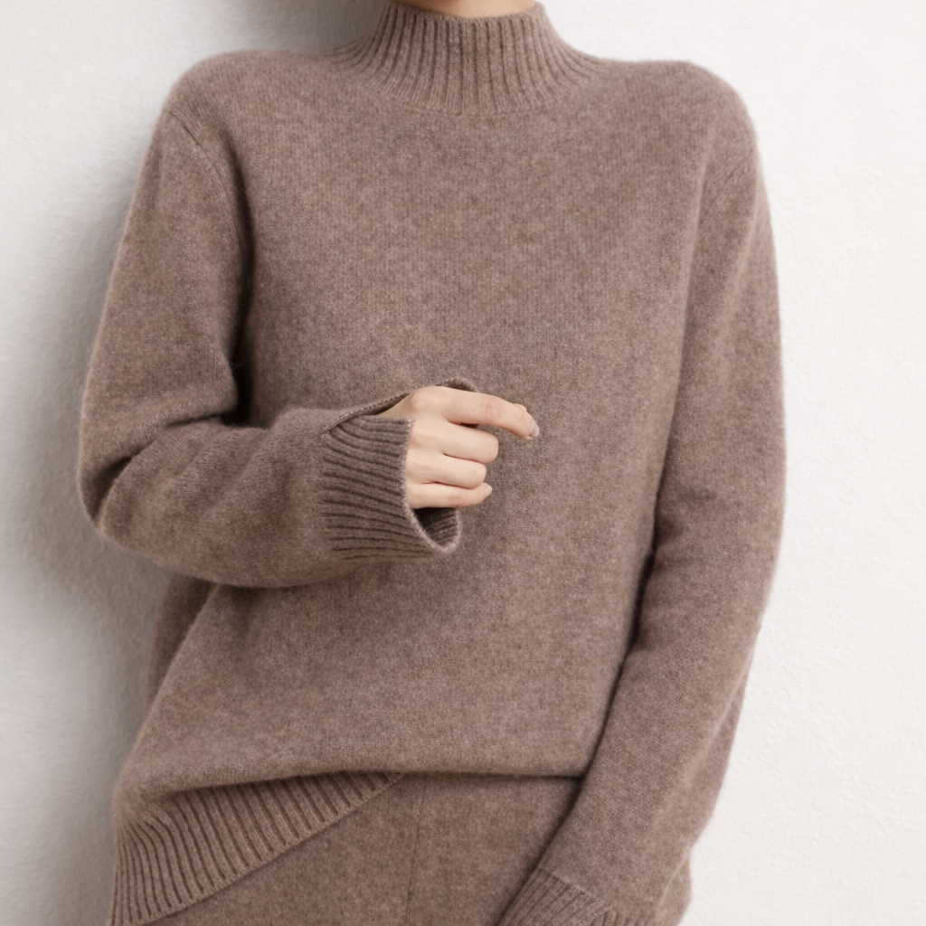 L’Essentiel Claire · Cashmere High-Neck Sweater